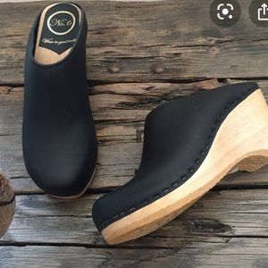 No.6 New School Clog